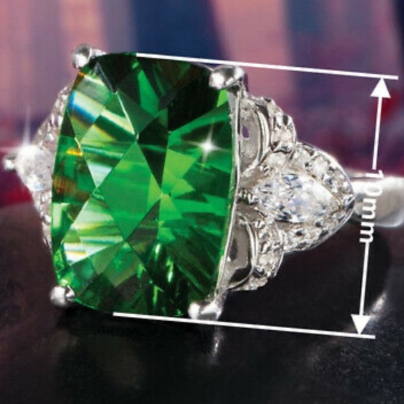 New 925 Sterling silver diamond Emerald stone Ring - Picture 4 of 4